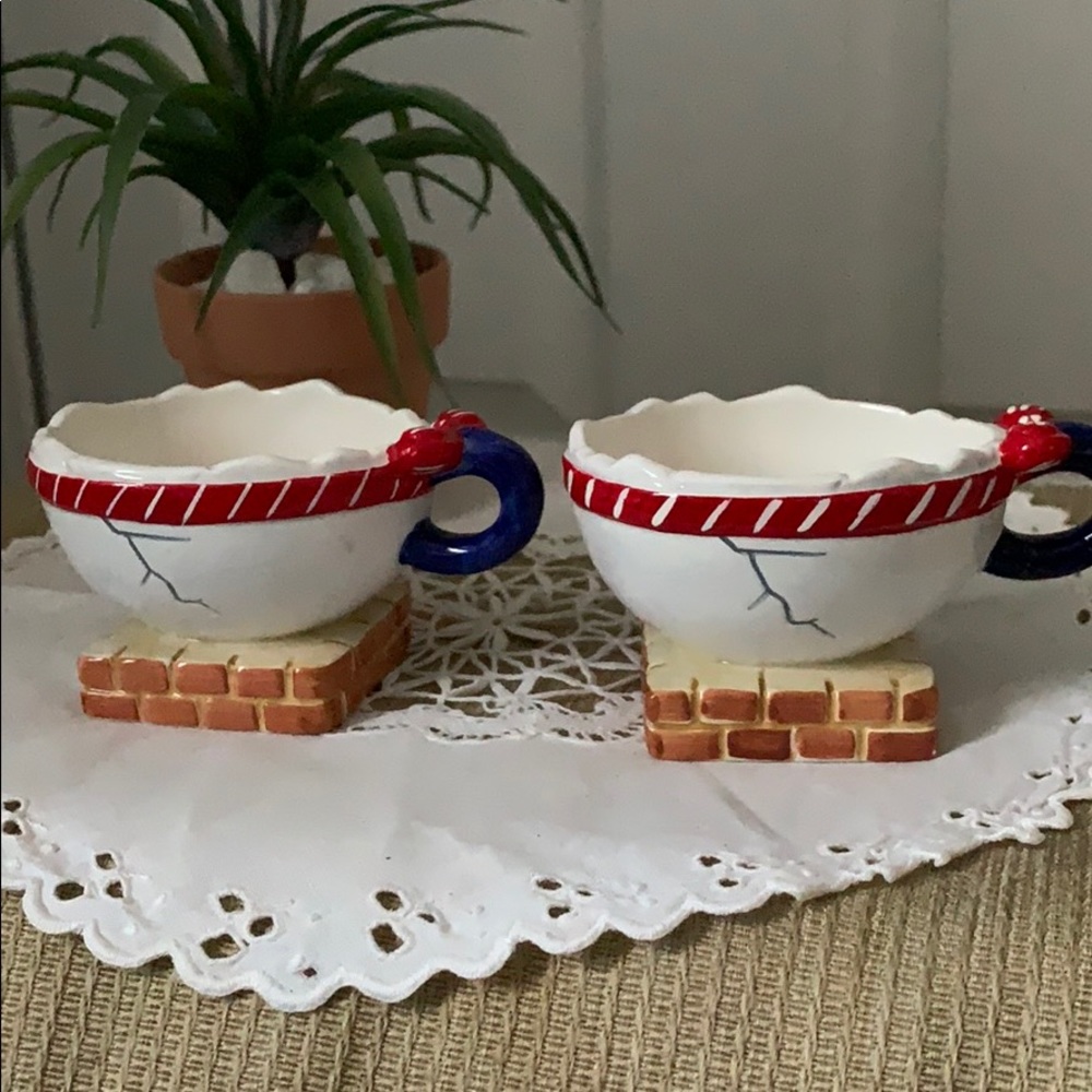 Bundle of 2 Tea coffee cup. Price firm